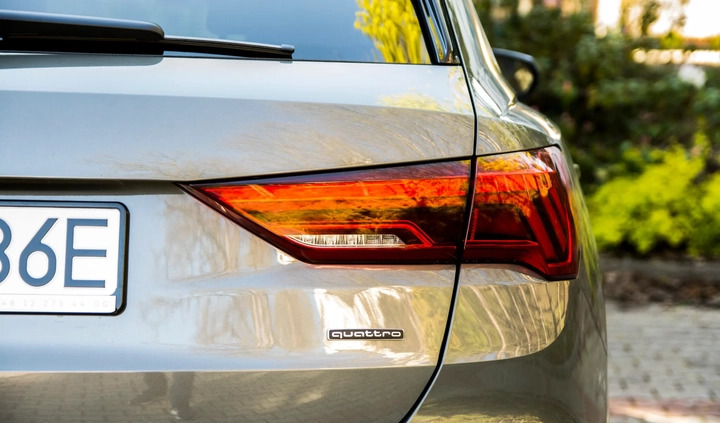 Audi Q3 cena 136500 przebieg: 17000, rok produkcji 2021 z Głuchołazy małe 704